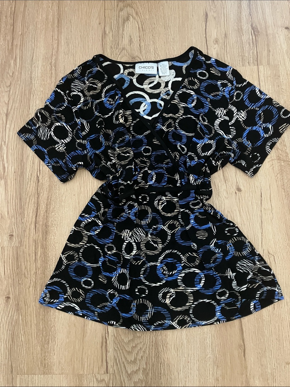 Y2k Chico's Black Top Blouse with Blue & Cream Circle Motif